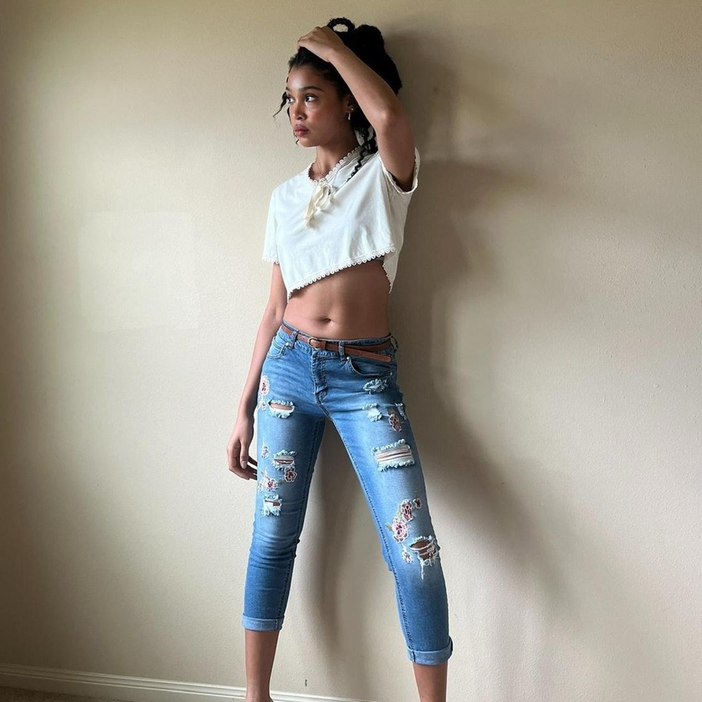 Floral embroidered ripped cropped jeans, Love Revival